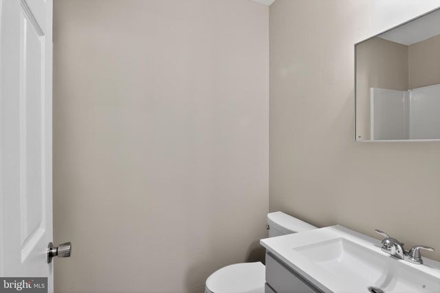 10 W EAST ST, Delmar, MD 21875
