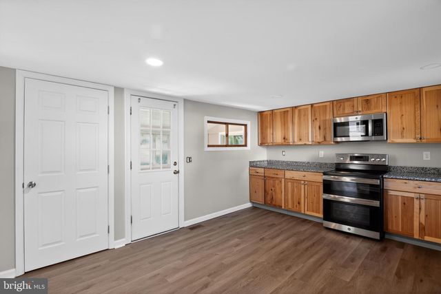 10 W EAST ST, Delmar, MD 21875