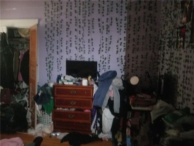 27 Hillcrest Avenue, Pawtucket, RI 02860