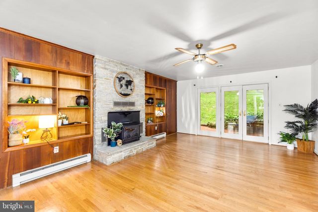 643 MEADOW BRANCH RD, Westminster, MD 21158