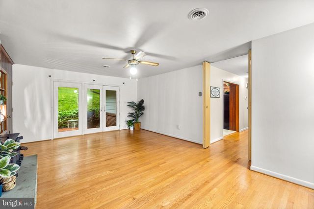643 MEADOW BRANCH RD, Westminster, MD 21158