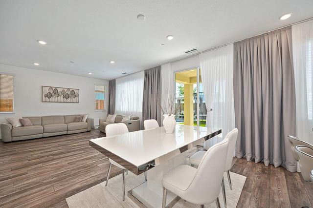 1137 Sierra Morena Way, Roseville, CA 95747