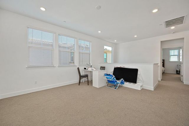 1137 Sierra Morena Way, Roseville, CA 95747
