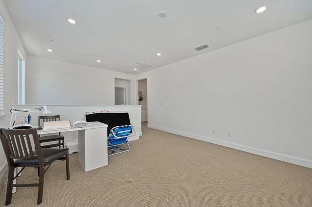 1137 Sierra Morena Way, Roseville, CA 95747
