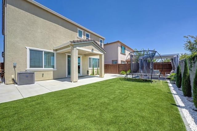 1137 Sierra Morena Way, Roseville, CA 95747