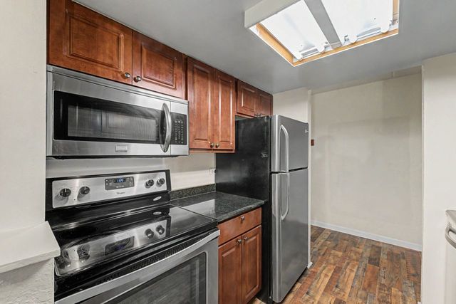 1 Renaissance Place 1105, Palatine, IL 60067