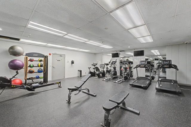 1 Renaissance Place 1105, Palatine, IL 60067