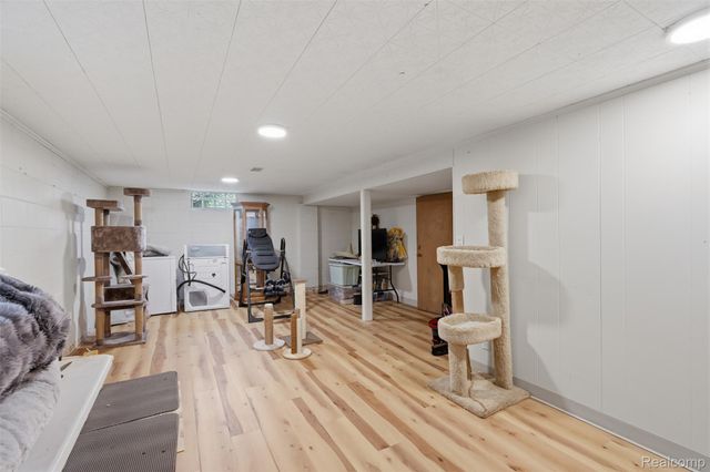 5683 Buckingham Road, Meridian Charter Township, MI 48840