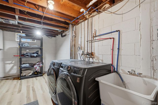 5683 Buckingham Road, Meridian Charter Township, MI 48840