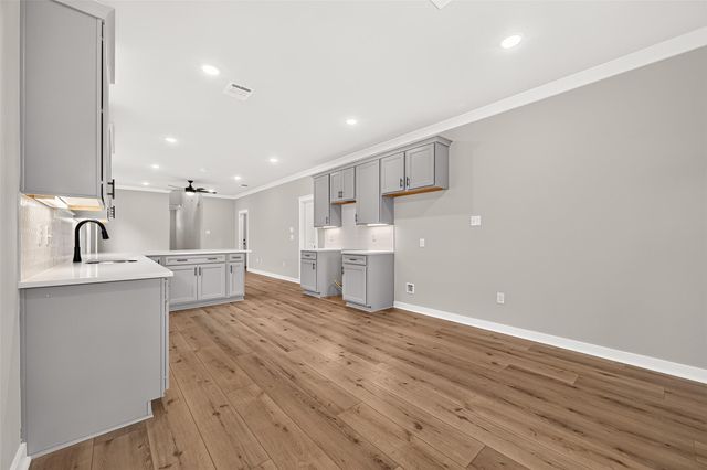 11223 Moccasin Drive, Montgomery, TX 77316