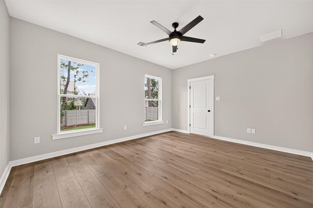 11223 Moccasin Drive, Montgomery, TX 77316