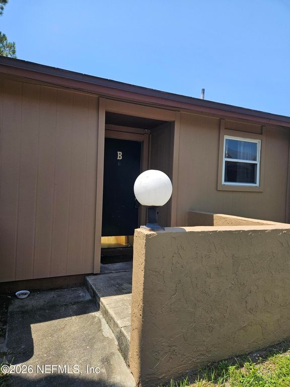 1456 GIFFORD Avenue B, Orange Park, FL 32065