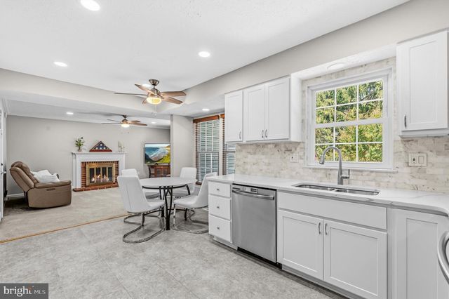 113 BOOKHAM LN, Gaithersburg, MD 20877