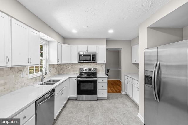 113 BOOKHAM LN, Gaithersburg, MD 20877