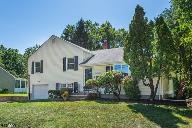 8 Judith Pl, Wayne Twp., NJ 07470