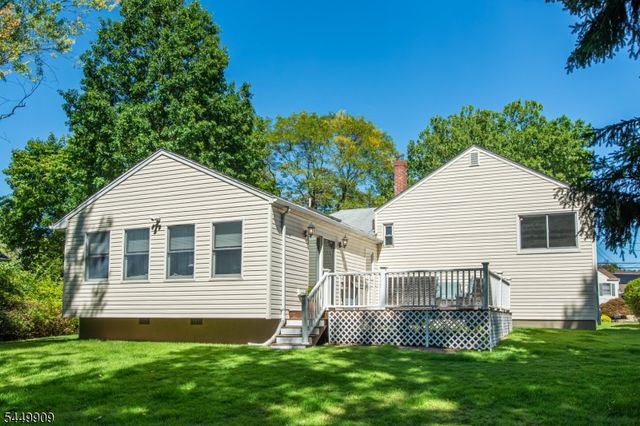 8 Judith Pl, Wayne Twp., NJ 07470