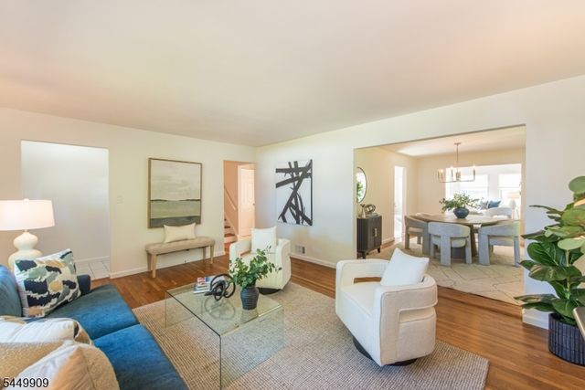 8 Judith Pl, Wayne Twp., NJ 07470