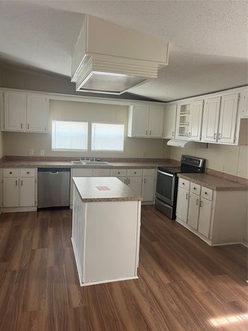 5290 County Road 3229, Lone Oak, TX 75453