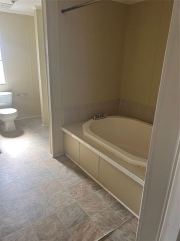 5290 County Road 3229, Lone Oak, TX 75453