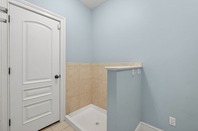 1089 Old Williamsport Pike, Columbia, TN 38401