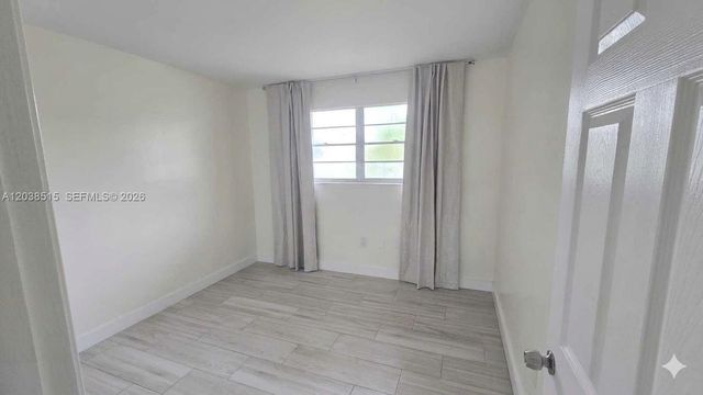 6904 N Kendall Drive F305, Pinecrest, FL 33156