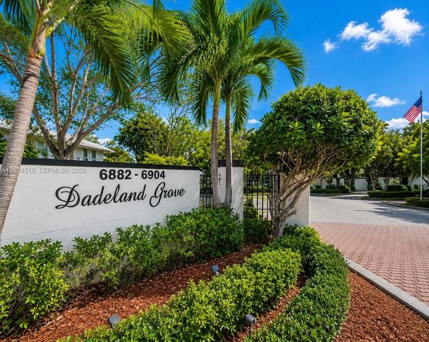 6904 N Kendall Drive F305, Pinecrest, FL 33156