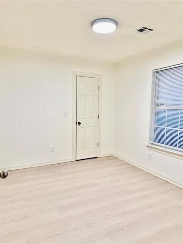 724 NW 115th Street Street, Oklahoma City, OK 73114