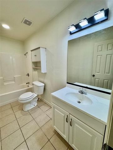 724 NW 115th Street Street, Oklahoma City, OK 73114