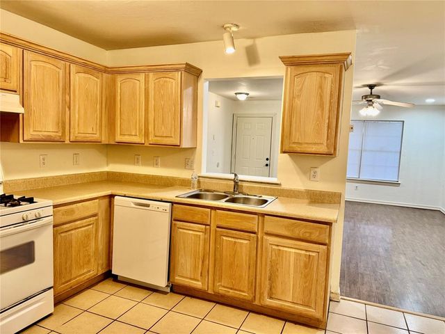 724 NW 115th Street Street, Oklahoma City, OK 73114