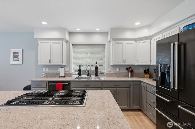 3729 SW Galway Court, Port Orchard, WA 98367