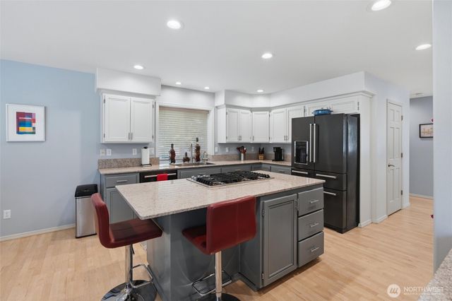 3729 SW Galway Court, Port Orchard, WA 98367
