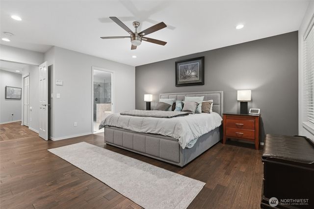 3729 SW Galway Court, Port Orchard, WA 98367