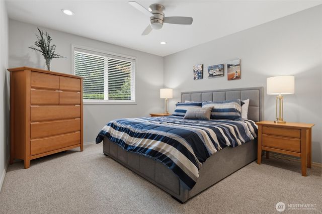 3729 SW Galway Court, Port Orchard, WA 98367