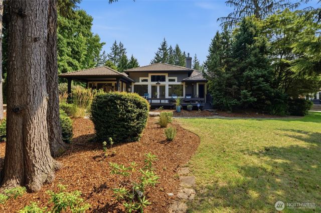3729 SW Galway Court, Port Orchard, WA 98367