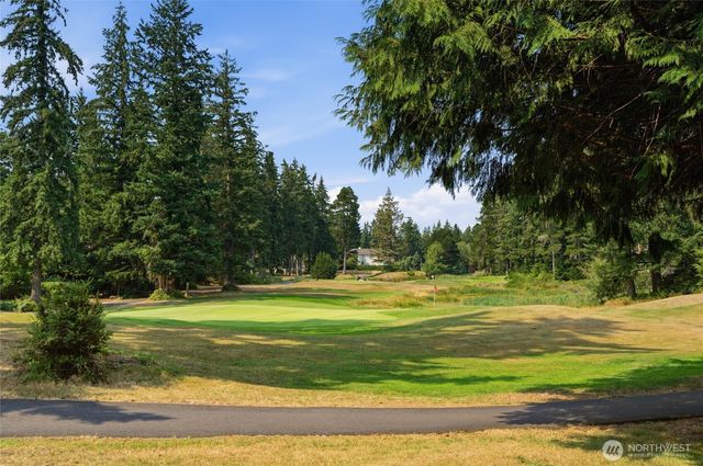 3729 SW Galway Court, Port Orchard, WA 98367