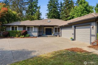 3729 SW Galway Court, Port Orchard, WA 98367