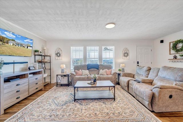 188 Mt Moriah RD, Eagle Rock, VA 24085