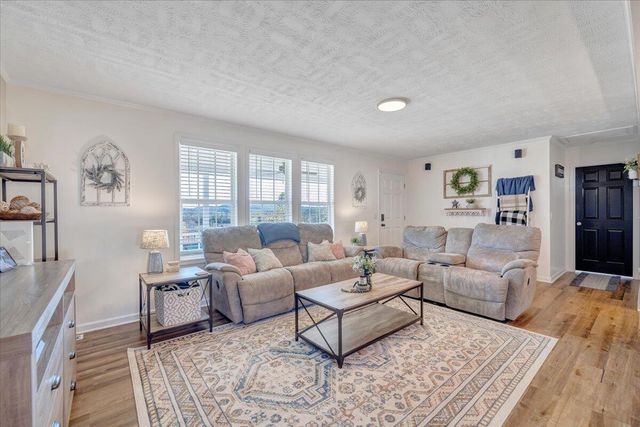 188 Mt Moriah RD, Eagle Rock, VA 24085