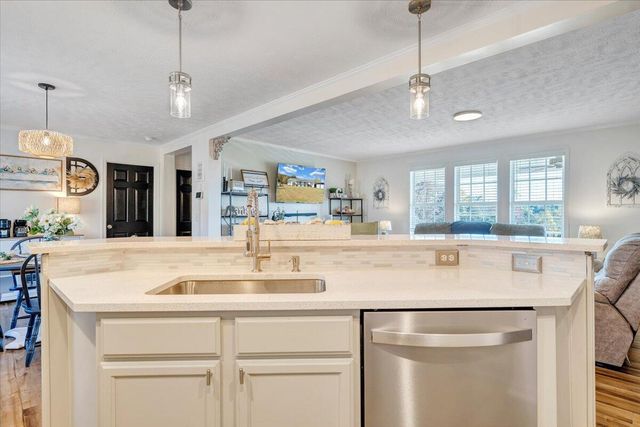 188 Mt Moriah RD, Eagle Rock, VA 24085