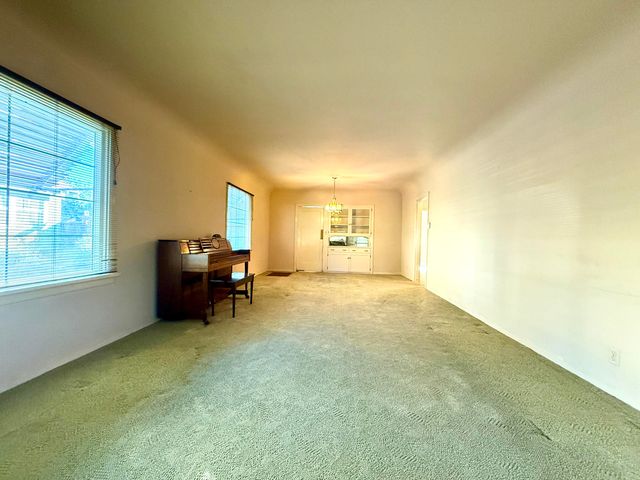 339 N 9th Street, Klamath Falls, OR 97601