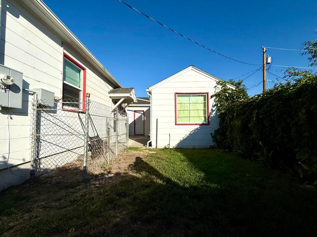 339 N 9th Street, Klamath Falls, OR 97601