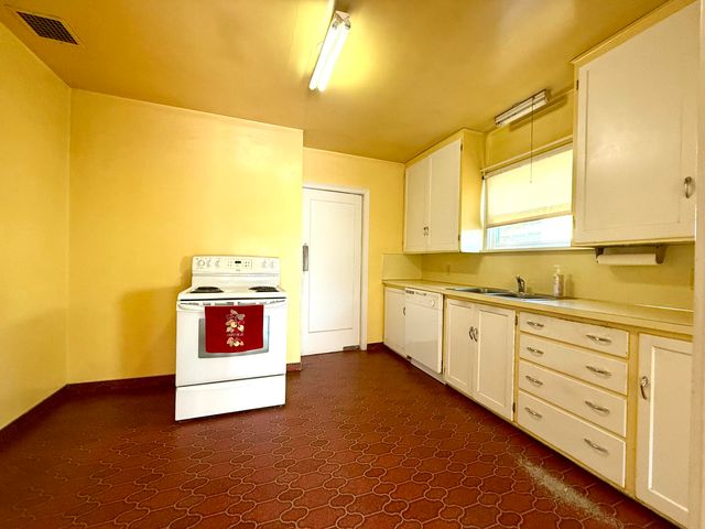 339 N 9th Street, Klamath Falls, OR 97601
