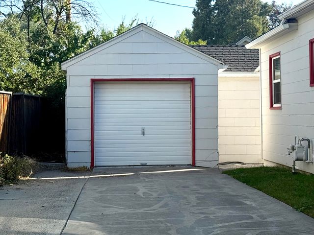 339 N 9th Street, Klamath Falls, OR 97601