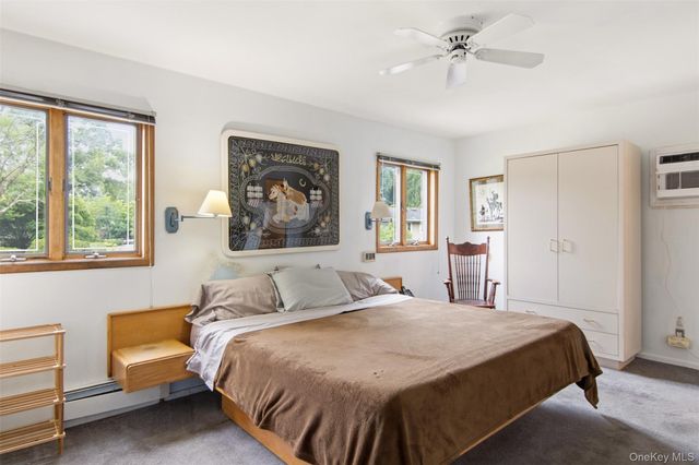 15 Beacon Drive, Port Washington, NY 11050