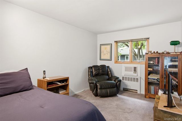 15 Beacon Drive, Port Washington, NY 11050