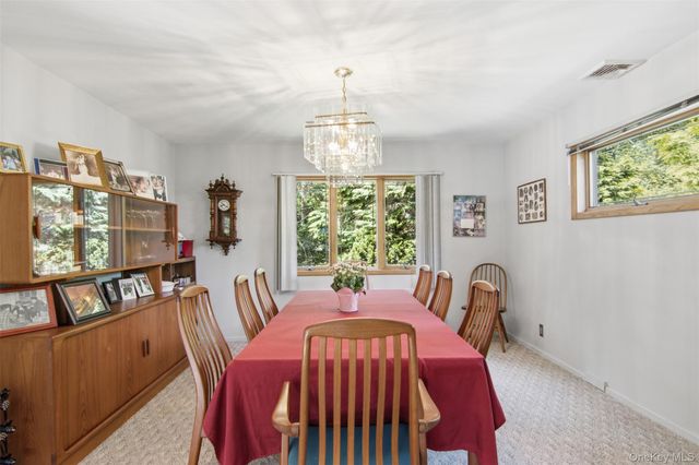 15 Beacon Drive, Port Washington, NY 11050