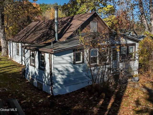 22 Crailo Lane, Schodack, NY 12123