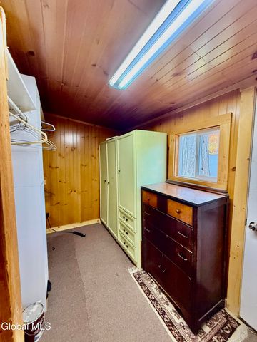 22 Crailo Lane, Schodack, NY 12123