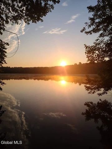 22 Crailo Lane, Schodack, NY 12123