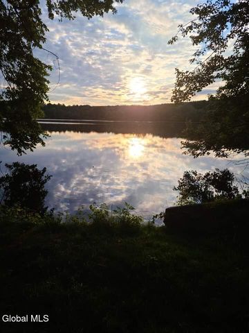 22 Crailo Lane, Schodack, NY 12123